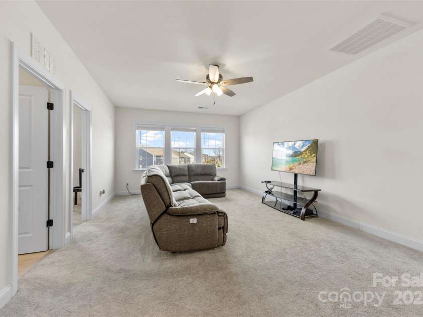 4233 Poplin Grove Drive, Indian Trail, NC 28079.  MLS# CAR4231028, YatesRealty ID 15021. 