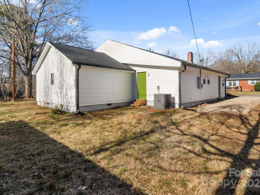 257 Textile Avenue, Spindale, NC 28160.  MLS# CAR4237500, YatesRealty ID 15022. 