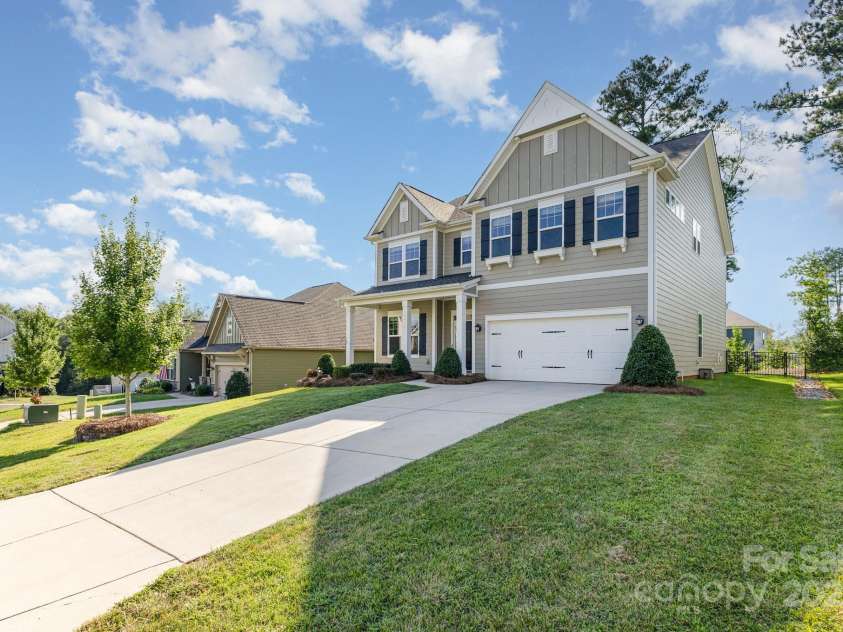 10072 Fox Trotter Lane, Midland, NC 28107.  MLS# CAR4297995, YatesRealty ID 15023. 