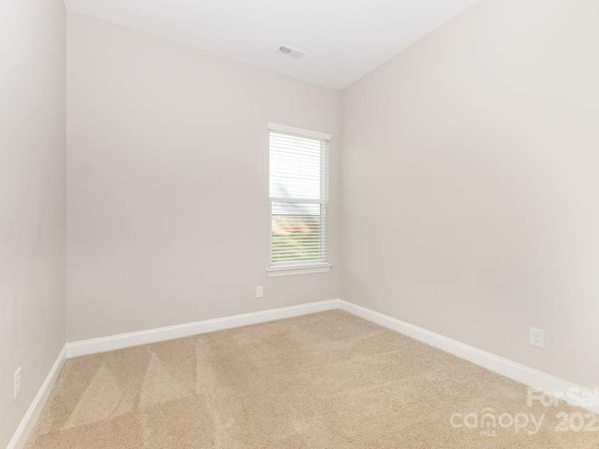 10072 Fox Trotter Lane, Midland, NC 28107.  MLS# CAR4297995, YatesRealty ID 15023. 