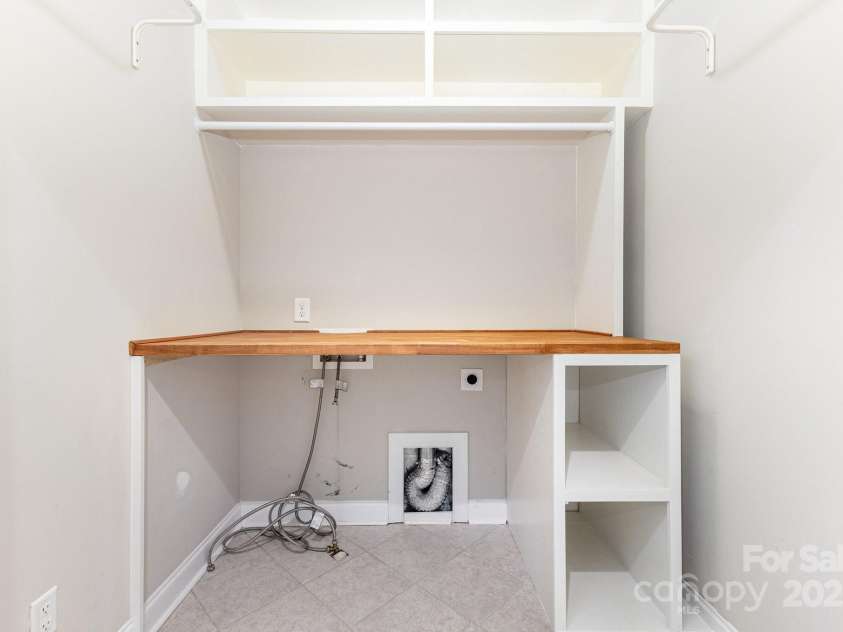 10072 Fox Trotter Lane, Midland, NC 28107.  MLS# CAR4297995, YatesRealty ID 15023. 