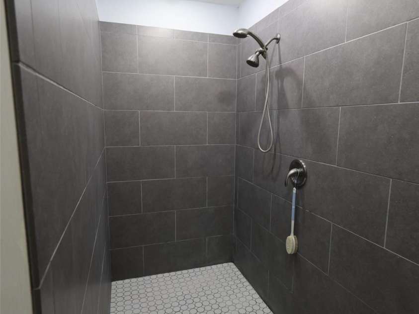 37 Nichols Hill Drive, Asheville, NC 28804.  MLS# CAR4253294, YatesRealty ID 15024. 