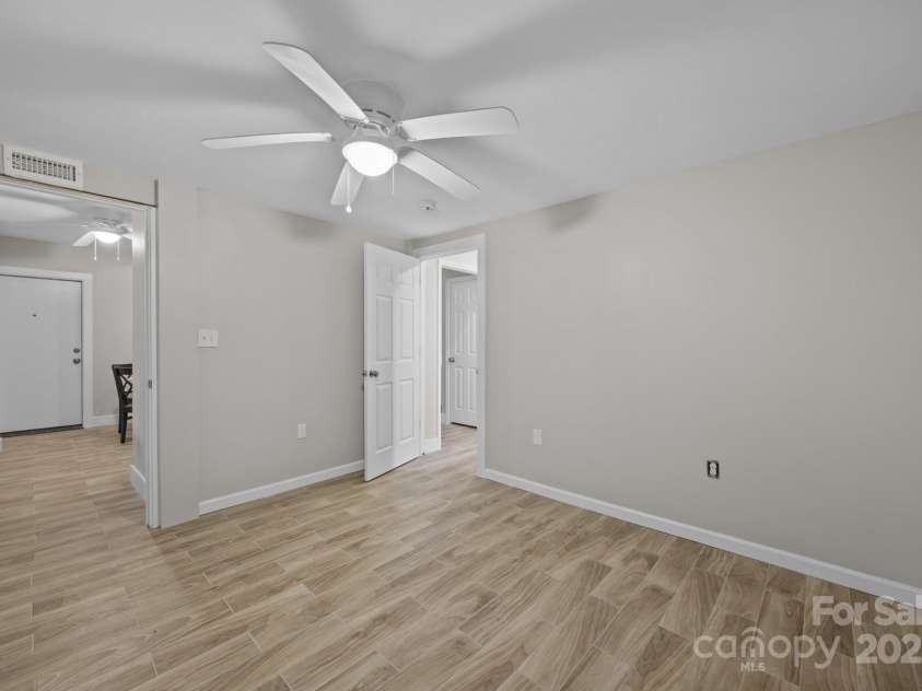 1077 Jackson Road, Fort Lawn, SC 29714.  MLS# CAR4254987, YatesRealty ID 15025. 