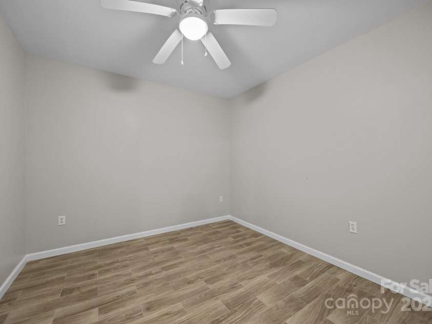 1077 Jackson Road, Fort Lawn, SC 29714.  MLS# CAR4254987, YatesRealty ID 15025. 