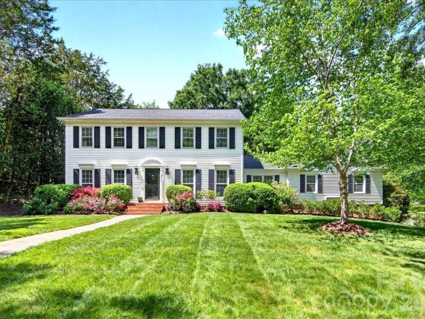 2900 Rock Springs Road, Charlotte, NC 28226.  MLS# CAR4343143, YatesRealty ID 15025. 