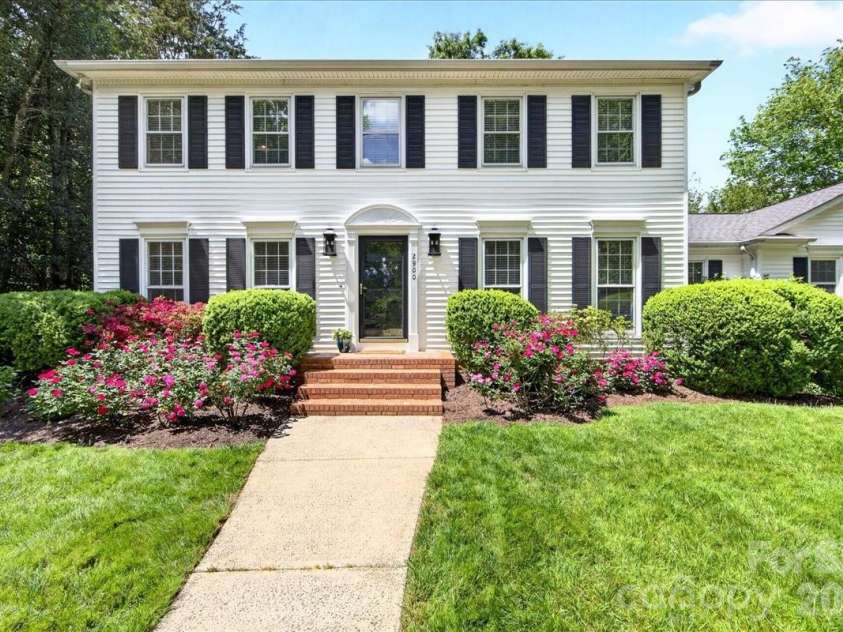 2900 Rock Springs Road, Charlotte, NC 28226.  MLS# CAR4343143, YatesRealty ID 15025. 