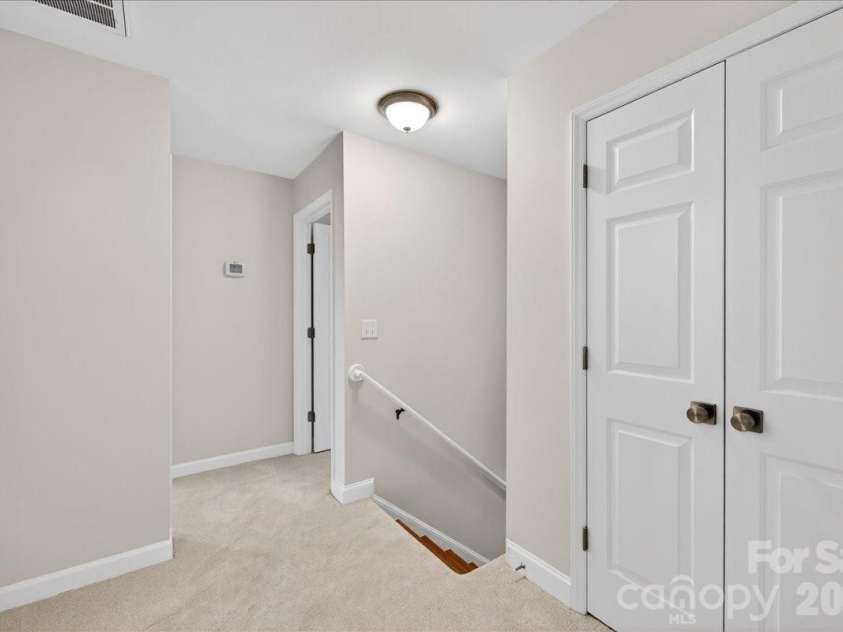 2900 Rock Springs Road, Charlotte, NC 28226.  MLS# CAR4343143, YatesRealty ID 15025. 