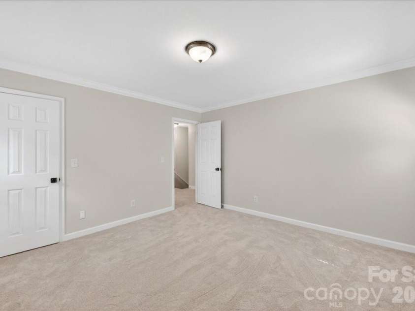 2900 Rock Springs Road, Charlotte, NC 28226.  MLS# CAR4343143, YatesRealty ID 15025. 