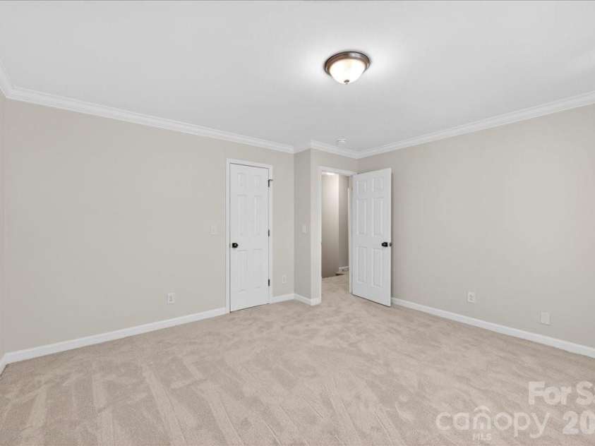 2900 Rock Springs Road, Charlotte, NC 28226.  MLS# CAR4343143, YatesRealty ID 15025. 
