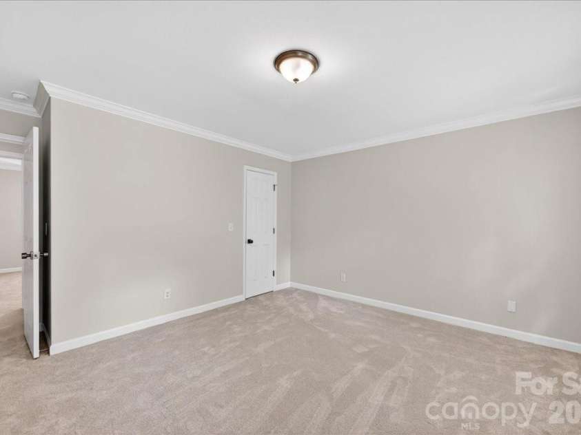 2900 Rock Springs Road, Charlotte, NC 28226.  MLS# CAR4343143, YatesRealty ID 15025. 