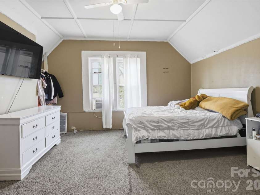 1212 Salisbury Avenue, Spencer, NC 28159.  MLS# CAR4345359, YatesRealty ID 15026. 