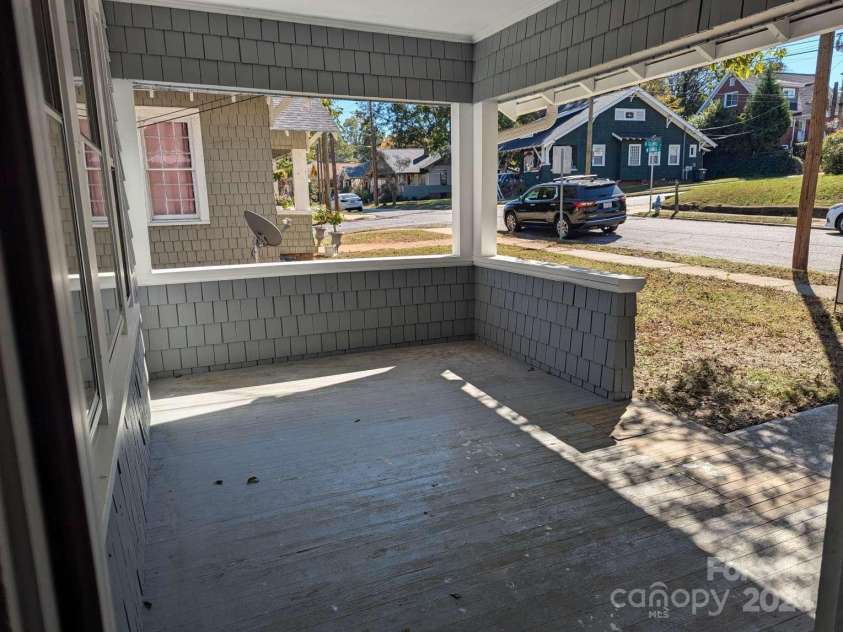 602 Council Street, Salisbury, NC 28144.  MLS# CAR4194752, YatesRealty ID 15028. 