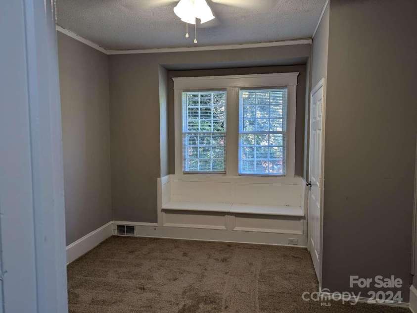 602 Council Street, Salisbury, NC 28144.  MLS# CAR4194752, YatesRealty ID 15028. 