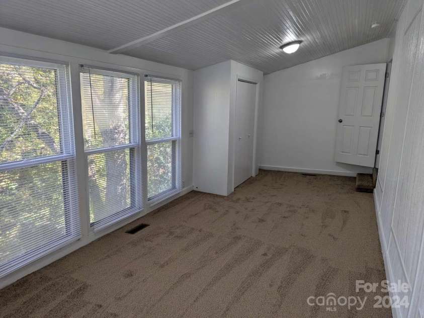 602 Council Street, Salisbury, NC 28144.  MLS# CAR4194752, YatesRealty ID 15028. 