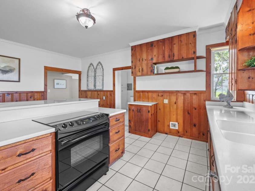 550 Woodleaf Barber Road, Cleveland, NC 27013.  MLS# CAR4274391, YatesRealty ID 1503. 