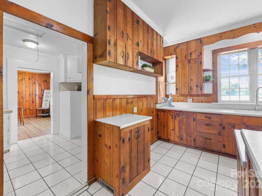 550 Woodleaf Barber Road, Cleveland, NC 27013.  MLS# CAR4274391, YatesRealty ID 1503. 