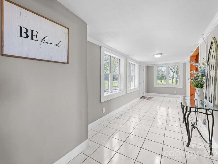 550 Woodleaf Barber Road, Cleveland, NC 27013.  MLS# CAR4274391, YatesRealty ID 1503. Sunroom