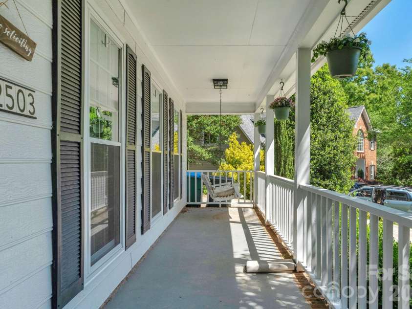 2503 Bathgate Lane, Matthews, NC 28105.  MLS# CAR4363520, YatesRealty ID 15030. 