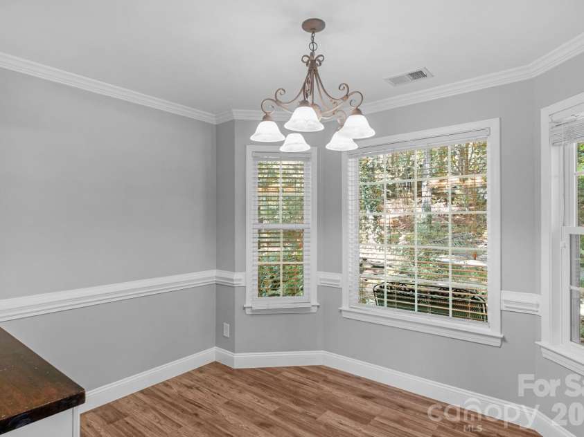 2503 Bathgate Lane, Matthews, NC 28105.  MLS# CAR4363520, YatesRealty ID 15030. 