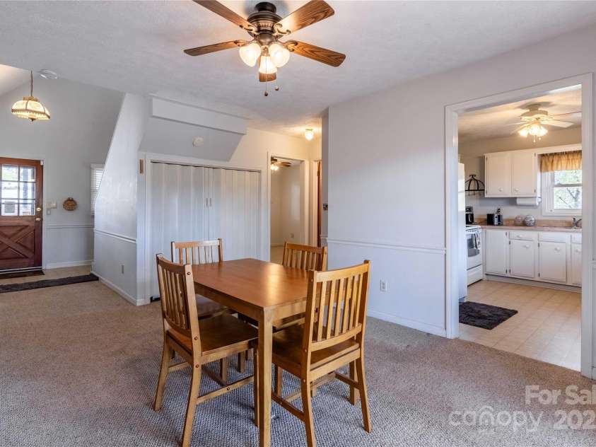 96 Winding Way, Canton, NC 28716.  MLS# CAR4248874, YatesRealty ID 15030. 