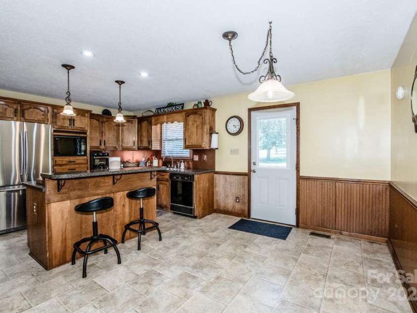 2078 Valley View Lane, Lincolnton, NC 28092.  MLS# CAR4263456, YatesRealty ID 15031. 