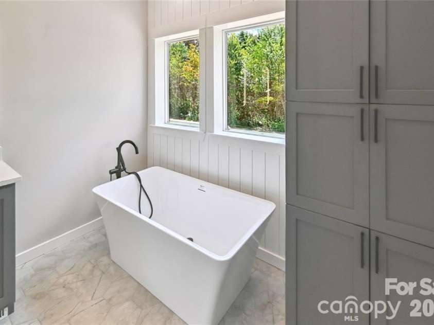 4116 Alpine Trail, Morganton, NC 28655.  MLS# CAR4371761, YatesRealty ID 15031. 