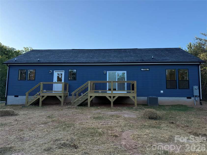4116 Alpine Trail, Morganton, NC 28655.  MLS# CAR4371761, YatesRealty ID 15031. 