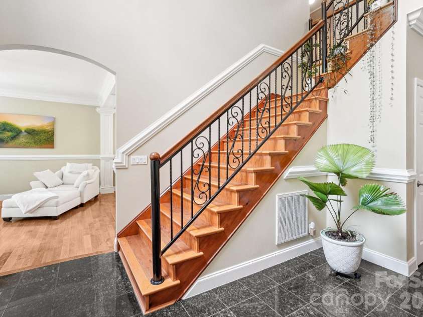 15 Madelyn Lane, Fairview, NC 28730.  MLS# CAR4302295, YatesRealty ID 15033. 