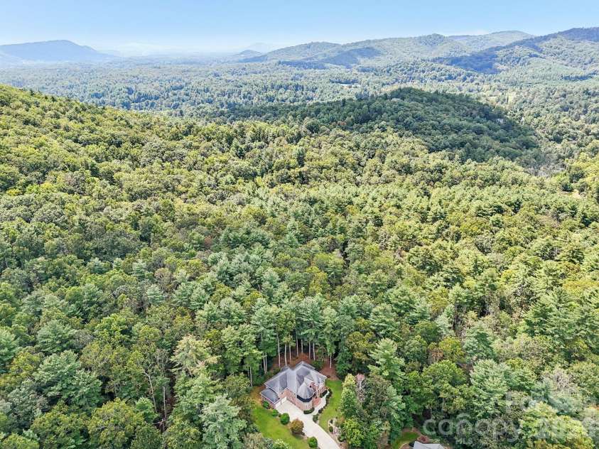 15 Madelyn Lane, Fairview, NC 28730.  MLS# CAR4302295, YatesRealty ID 15033. 
