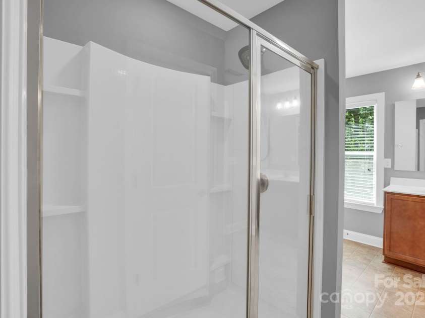 2417 Labelle Drive, Waxhaw, NC 28173.  MLS# CAR4248327, YatesRealty ID 15034. 