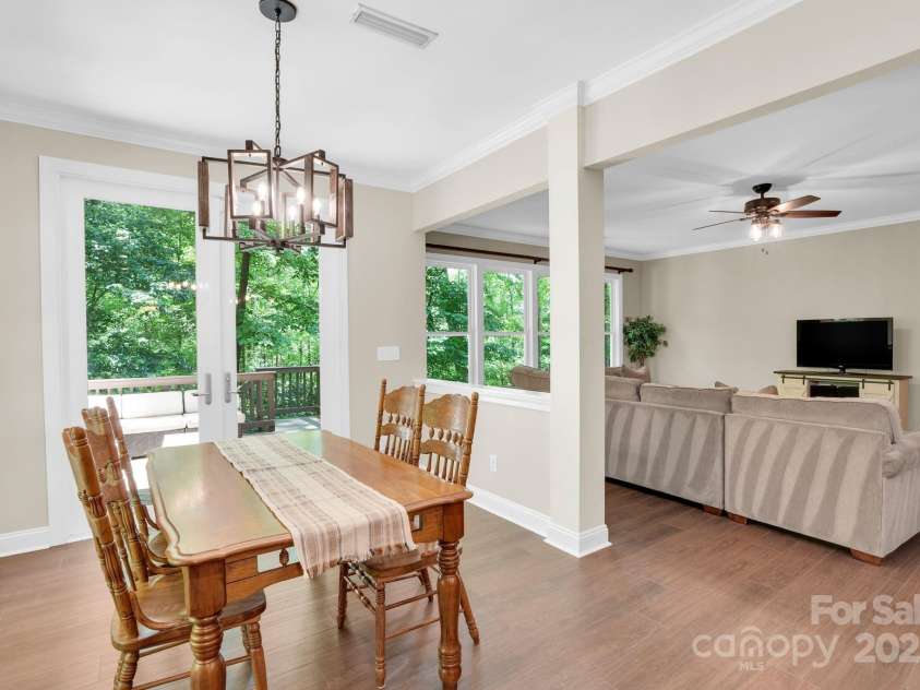 2417 Labelle Drive, Waxhaw, NC 28173.  MLS# CAR4248327, YatesRealty ID 15034. 