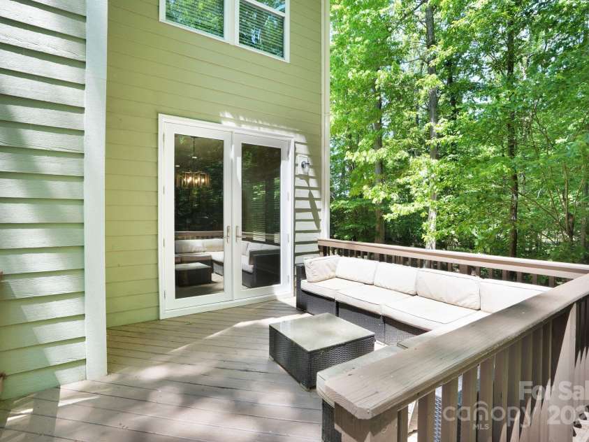 2417 Labelle Drive, Waxhaw, NC 28173.  MLS# CAR4248327, YatesRealty ID 15034. 