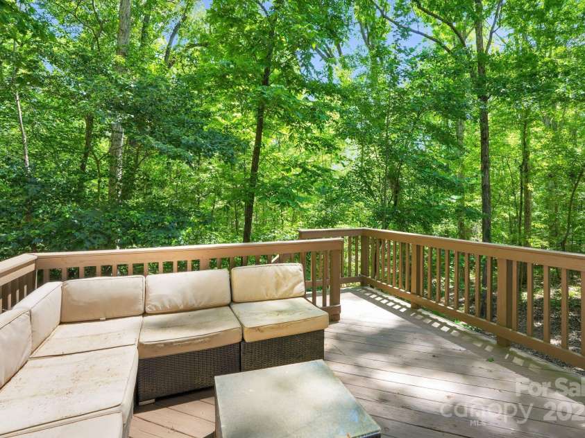 2417 Labelle Drive, Waxhaw, NC 28173.  MLS# CAR4248327, YatesRealty ID 15034. 