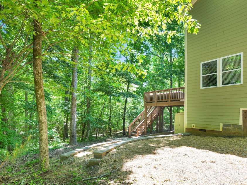 2417 Labelle Drive, Waxhaw, NC 28173.  MLS# CAR4248327, YatesRealty ID 15034. 