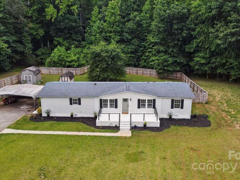 12382 Ritchie Road, Midland, NC 28107.  MLS# CAR4258214, YatesRealty ID 15036. 12382 Ritchie Rd Drone