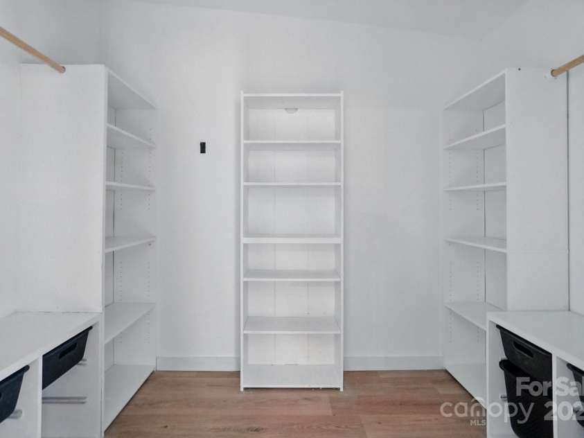 12382 Ritchie Road, Midland, NC 28107.  MLS# CAR4258214, YatesRealty ID 15036. Primary Bedroom Walk-in closet