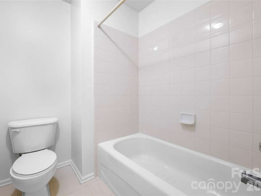 10879 Rogalla Drive, Charlotte, NC 28277.  MLS# CAR4350330, YatesRealty ID 15037. 