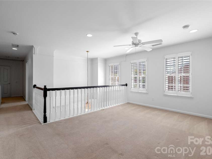 10879 Rogalla Drive, Charlotte, NC 28277.  MLS# CAR4350330, YatesRealty ID 15037. 