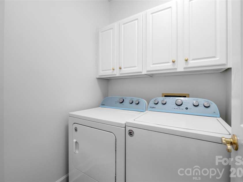 10879 Rogalla Drive, Charlotte, NC 28277.  MLS# CAR4350330, YatesRealty ID 15037. 
