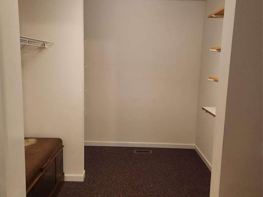 271 Stradley Mountain Road, Asheville, NC 28806.  MLS# CAR4213787, YatesRealty ID 15037. 