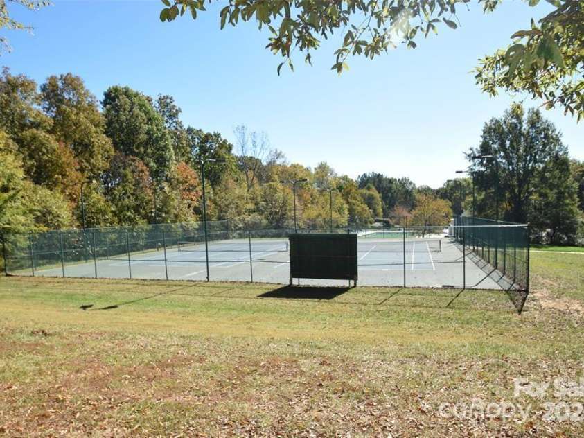 10214 Stoneykirk Lane, Charlotte, NC 28269.  MLS# CAR4327796, YatesRealty ID 1504. 