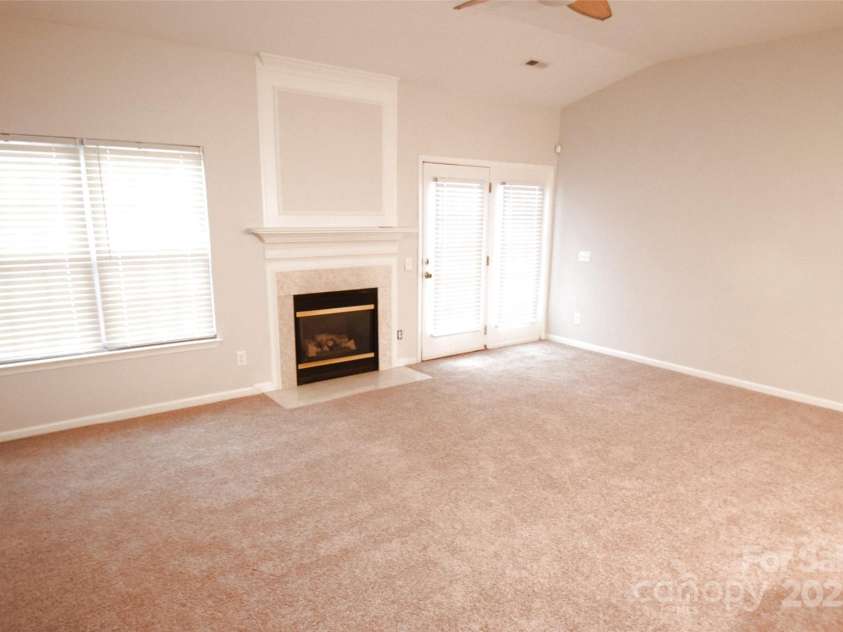 10214 Stoneykirk Lane, Charlotte, NC 28269.  MLS# CAR4327796, YatesRealty ID 1504. 