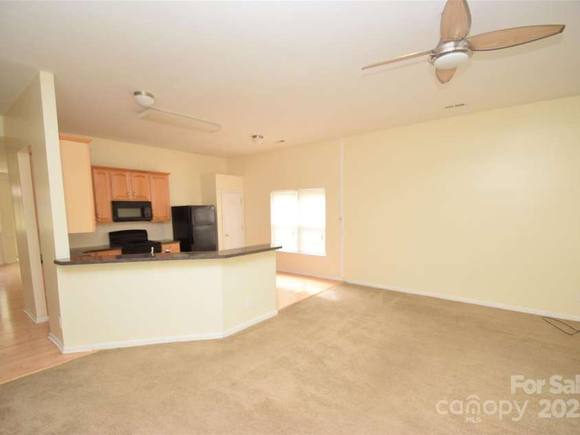 10214 Stoneykirk Lane, Charlotte, NC 28269.  MLS# CAR4327796, YatesRealty ID 1504. 