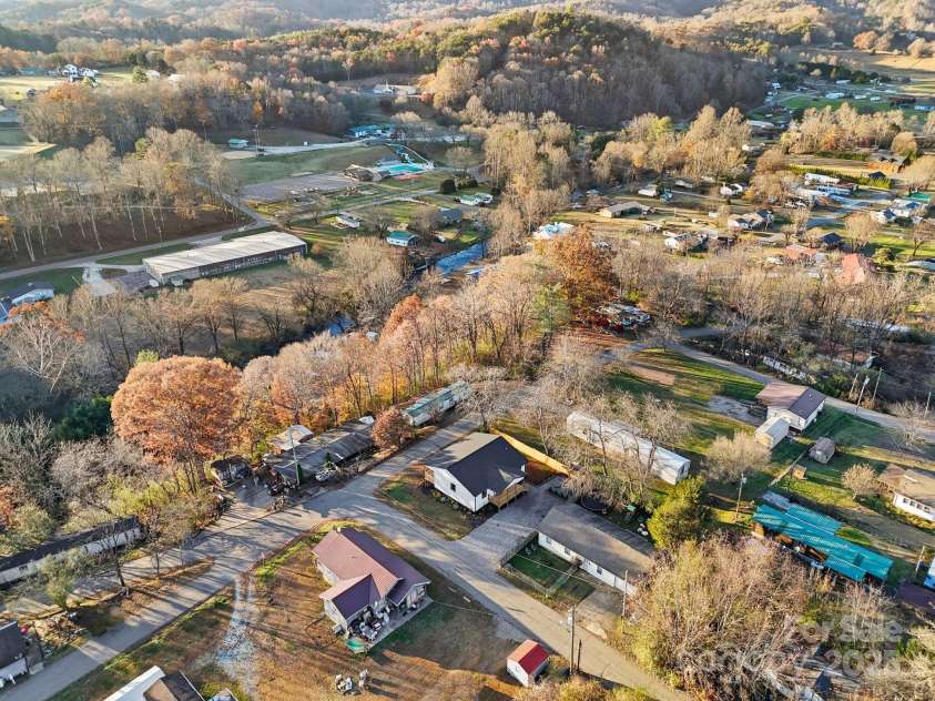 90 Park Street Street, Bryson City, NC 28713.  MLS# CAR4314470, YatesRealty ID 1504. 