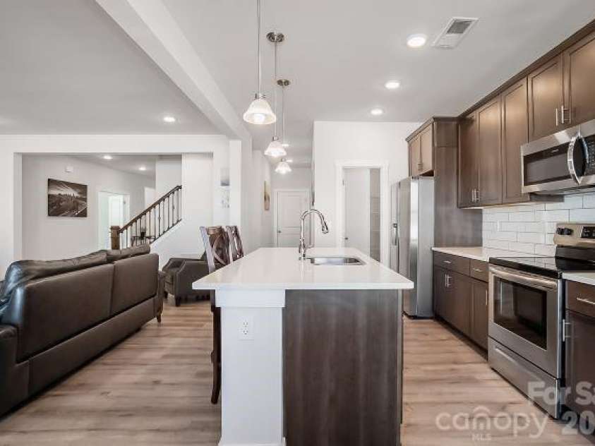 1196 Cavalier Lane, Rock Hill, SC 29730.  MLS# CAR4349940, YatesRealty ID 15041. 