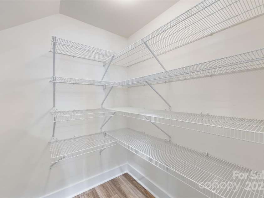 2638 Double Oaks Road, Charlotte, NC 28206.  MLS# CAR4252717, YatesRealty ID 15041. Large walk-in pantry.