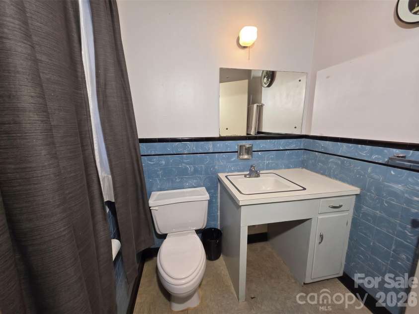 516 Mulberry Street, Statesville, NC 28677.  MLS# CAR4332832, YatesRealty ID 15043. 