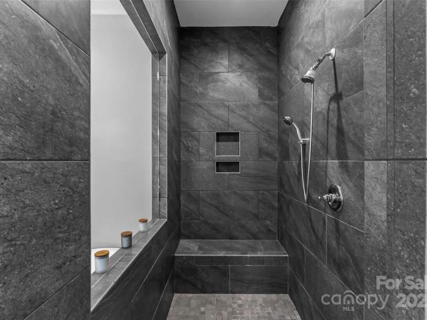 1289 Northview Drive, Morganton, NC 28655.  MLS# CAR4237998, YatesRealty ID 15044. 