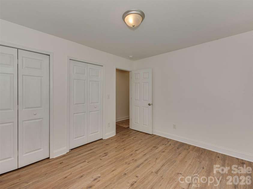 4014 Fieldcrest Road, Charlotte, NC 28217.  MLS# CAR4341849, YatesRealty ID 15046. 