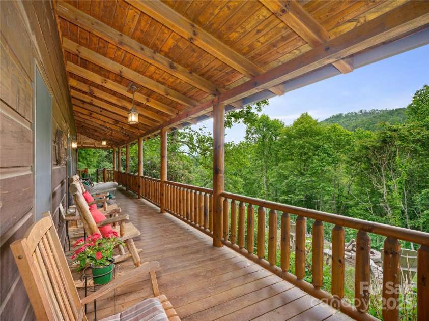 198 Bear Ridge Road, Bakersville, NC 28705.  MLS# CAR4262712, YatesRealty ID 15047. 